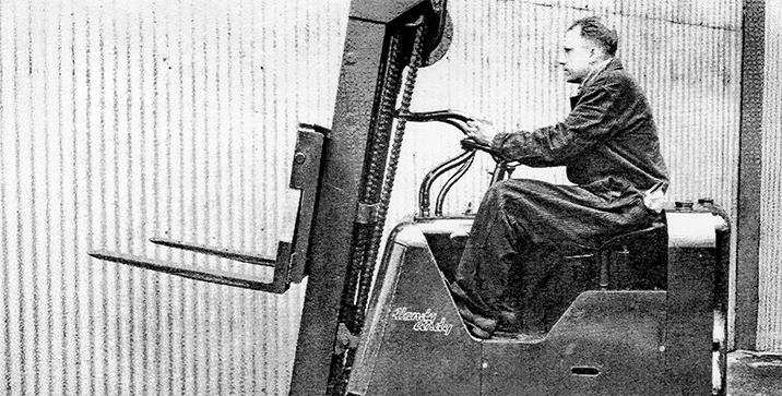 1940’s 4,000 lb. capacity lift truck.